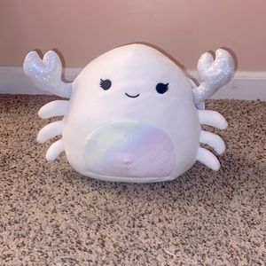 Magela Crab 8” squishmallow